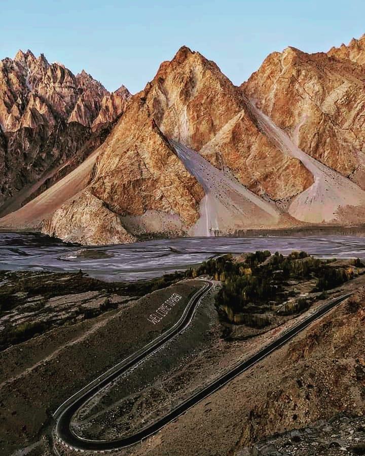 Passu View Point And Karakarom Highway
Beauty of Pakistan
Beautiful Places in Pakistan
